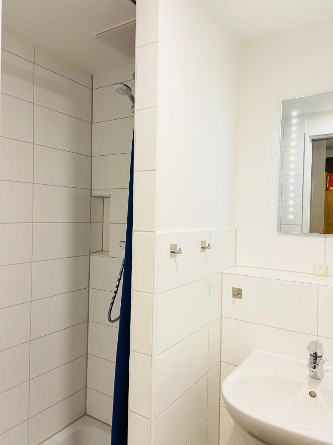 Gastehaus An Der Messe Hotel Hamburg-Harburg Buitenkant foto