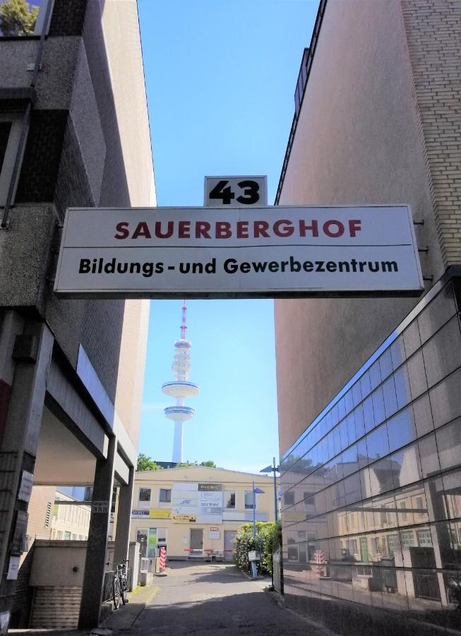 Gastehaus An Der Messe Hotel Hamburg-Harburg Buitenkant foto